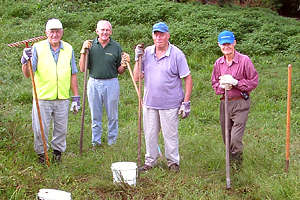 Some of the team of Waihi Rotary and Wailhi Walkways ready to start work 2009